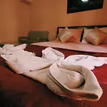 S-One Guesthouse
