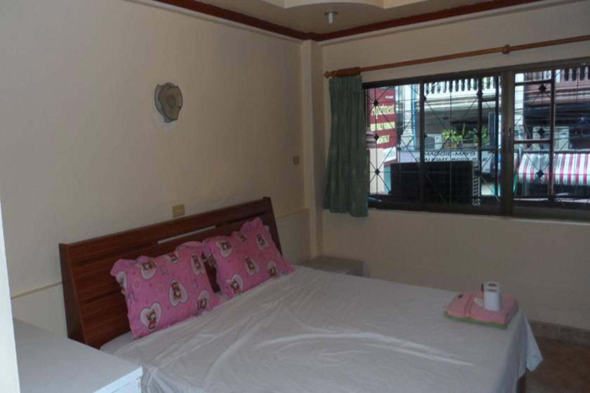 Hotel der Economy-Klasse S-one 3*