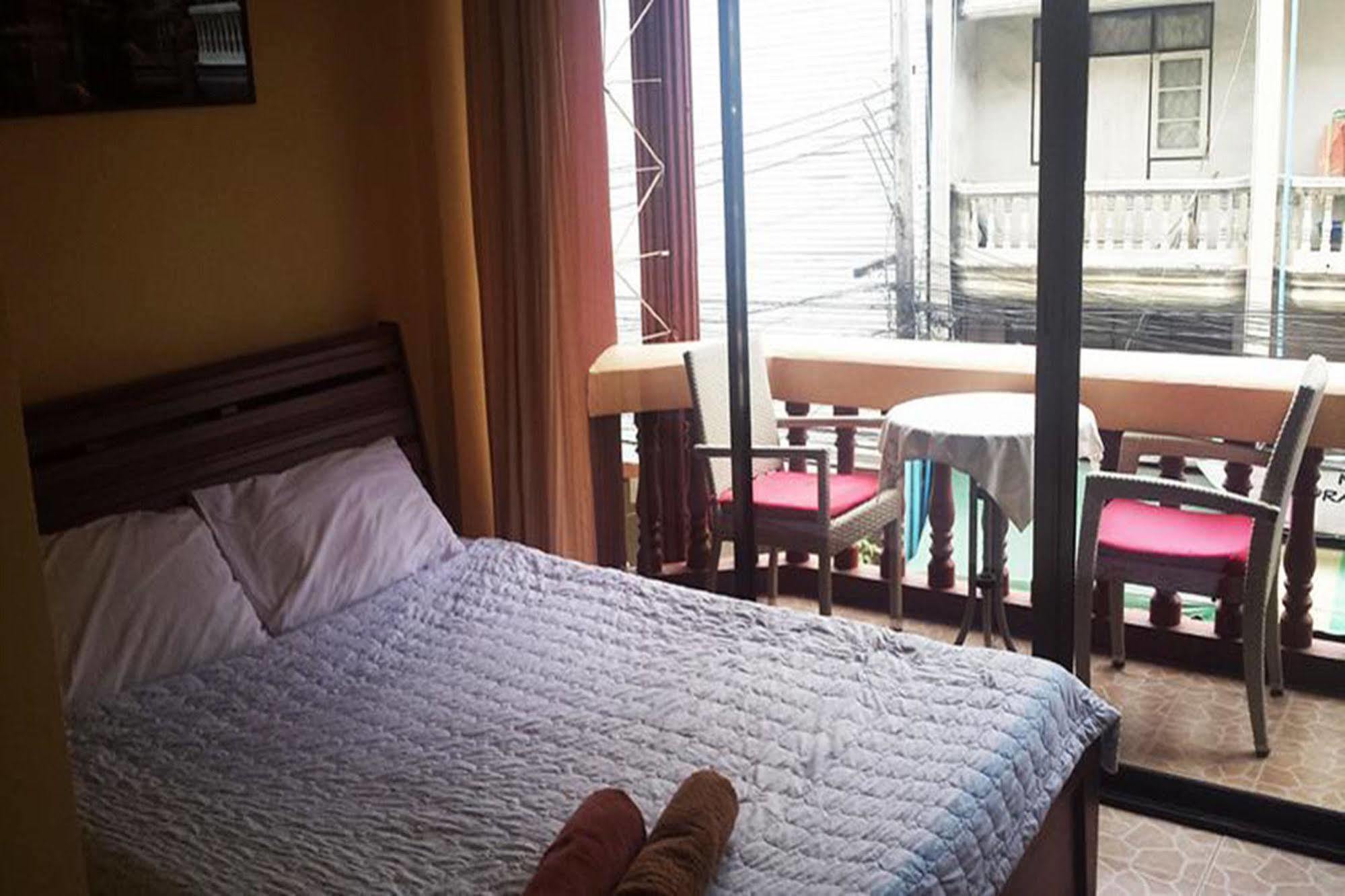 Hotel der Economy-Klasse S-one 3*