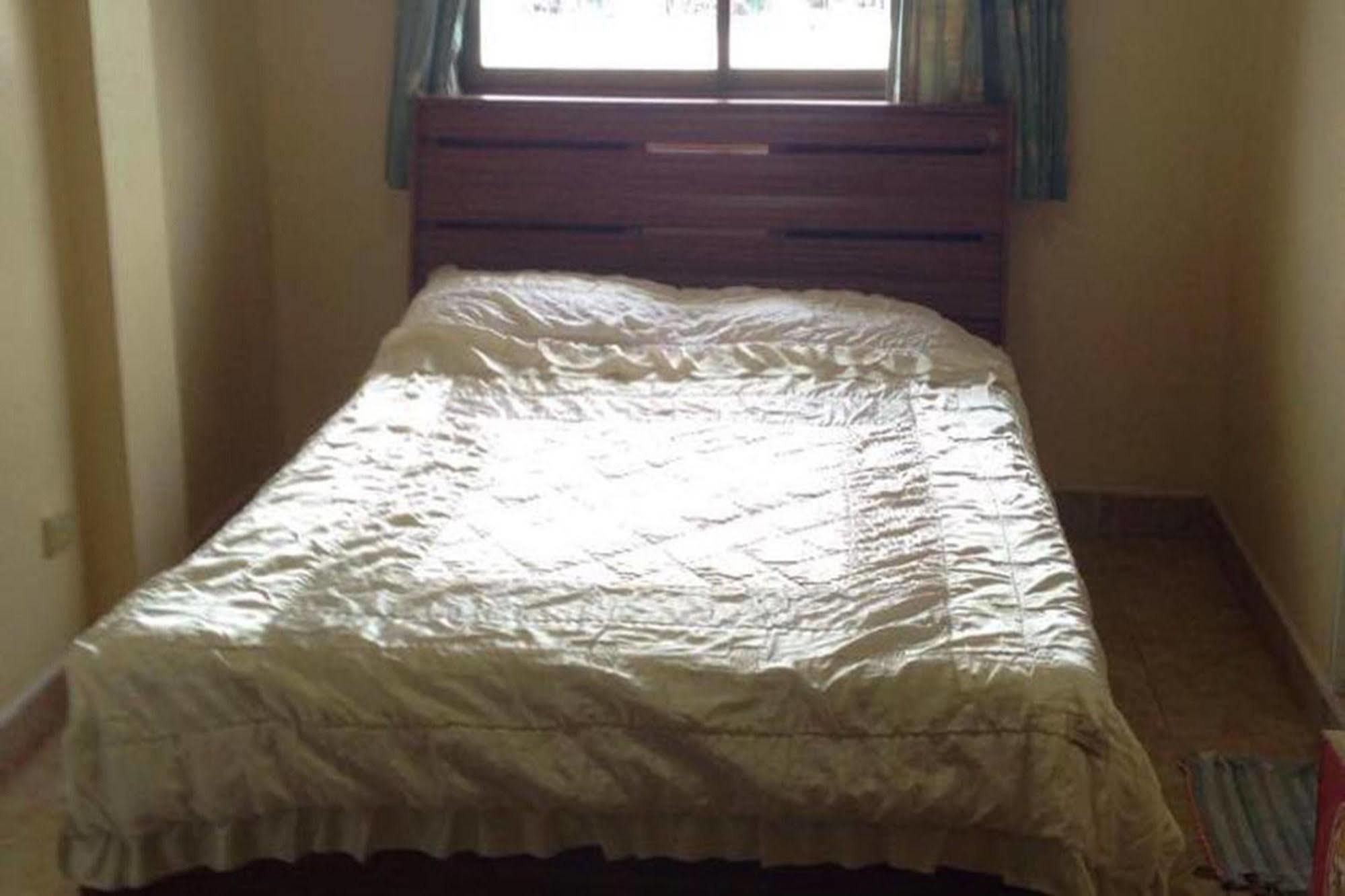 S-one Hotel der Economy-Klasse 3*